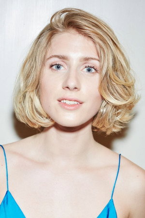 Photo of Laura Tønder from the Latest Netflix gallery
