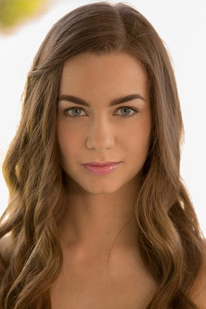 Photo of Tali Dova from the Latest Netflix gallery
