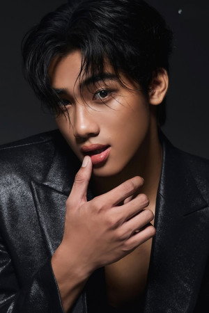 Photo of Namna Thanthai from the Latest Netflix gallery