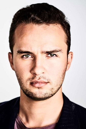 Photo of Mojean Aria from the Latest Netflix gallery