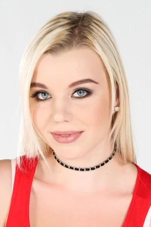 Photo of Mery Monro from the Latest Netflix gallery