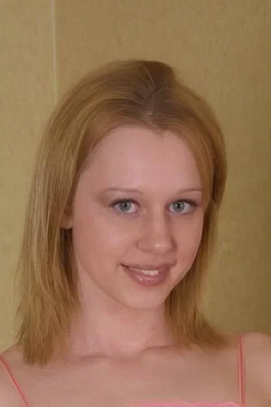 Photo of Lexi Matthews from the Latest Netflix gallery