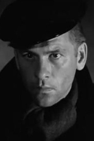 Photo of Richard Fraser from the Latest Netflix gallery