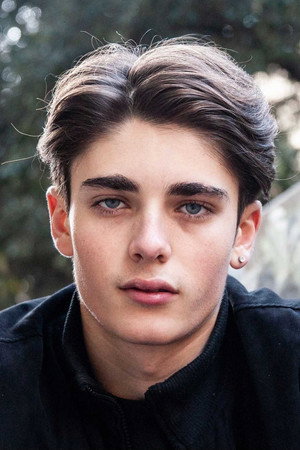 Photo of Andrea Arru from the Latest Netflix gallery