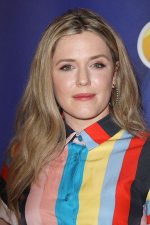 Harriet Dyer photo