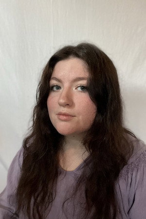 Photo of Annie Fulk from the Latest Netflix gallery