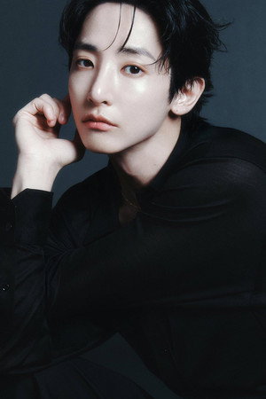 Lee Soo-hyuk photo
