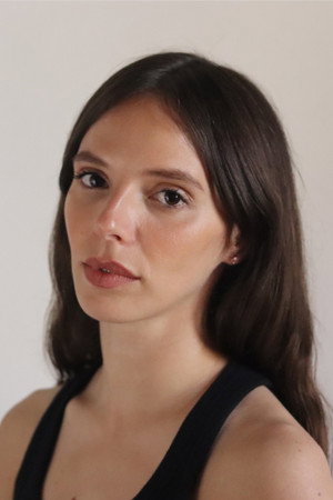 Photo of Julieta Tramanzoli from the Latest Netflix gallery