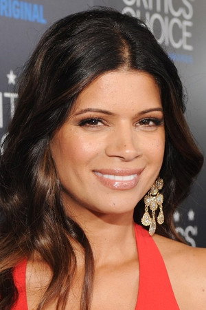 Andrea Navedo photo