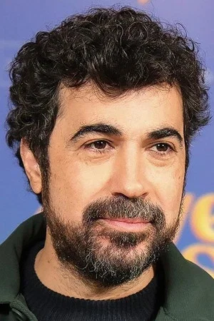 Photo of Paco Caballero from the Latest Netflix gallery