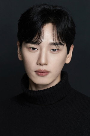 Photo of Bang Won-kyou from the Latest Netflix gallery