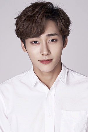 Photo of Sung Joo from the Latest Netflix gallery