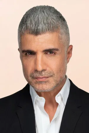 Özcan Deniz photo