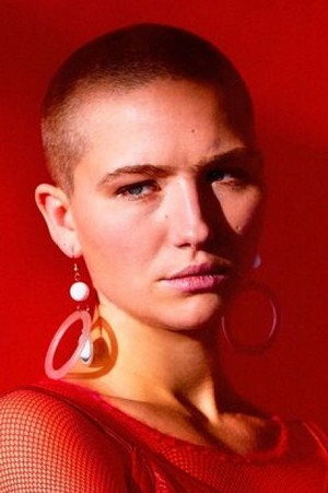 Photo of Leyla de Muynck from the Latest Netflix gallery
