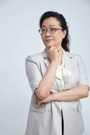 Photo of 路红莉 from the Latest Netflix gallery