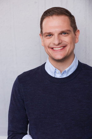 Photo of Gary Henderson from the Latest Netflix gallery
