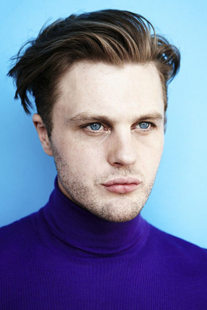 Michael Pitt photo