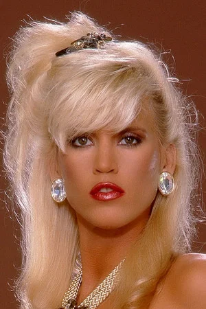 Photo of Amber Lynn from the Latest Netflix gallery