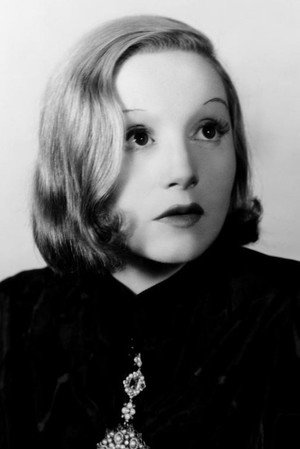 Photo of Elisabeth Bergner from the Latest Netflix gallery