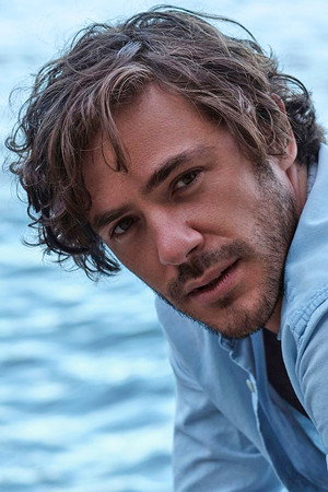 Photo of Jack Savoretti from the Latest Netflix gallery