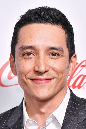 Gabriel Luna photo