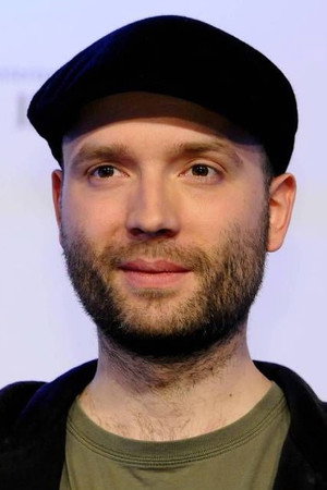 Photo of Marc-Uwe Kling from the Latest Netflix gallery