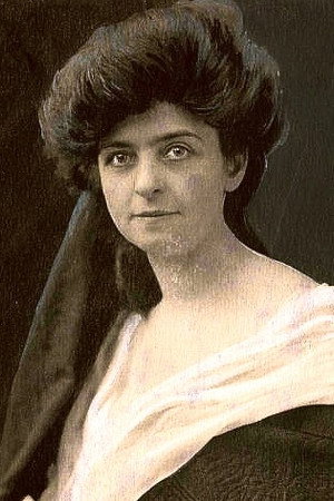 Photo of Lydia Knott from the Latest Netflix gallery