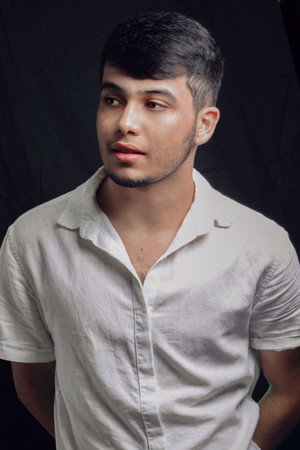 Photo of Felipe Santelli from the Latest Netflix gallery