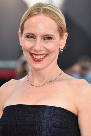 Amy Ryan photo