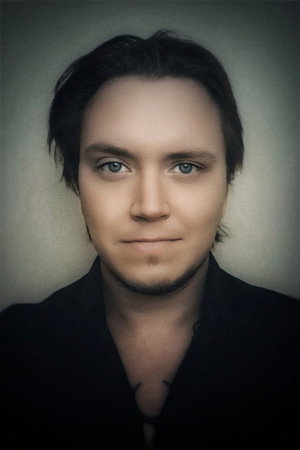 Photo of Jonathan Sand from the Latest Netflix gallery