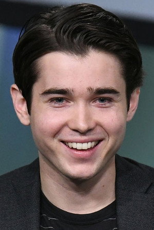 Photo of Luke Slattery from the Latest Netflix gallery