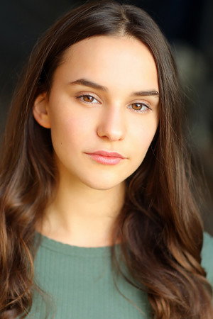 Photo of Sophia Pettit from the Latest Netflix gallery