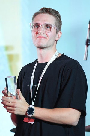 Photo of Vladislav Emelin from the Latest Netflix gallery