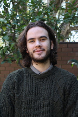 Photo of Paul Burns from the Latest Netflix gallery