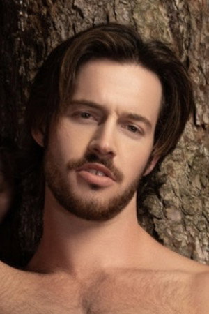 Photo of Theo Dore from the Latest Netflix gallery