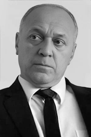 Photo of Aleksandr Khmelnitskiy from the Latest Netflix gallery
