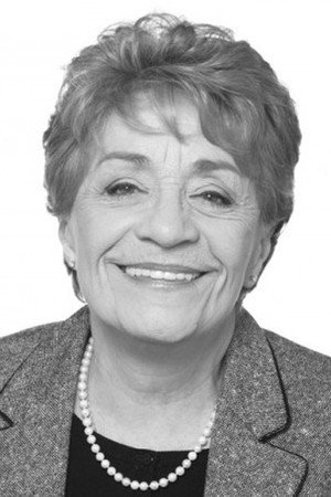 Photo of Élisabeth Chouvalidzé from the Latest Netflix gallery