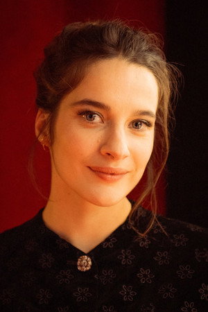 Rebecca Marder photo