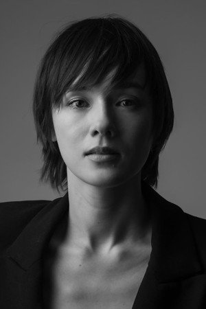 Photo of Ell from the Latest Netflix gallery