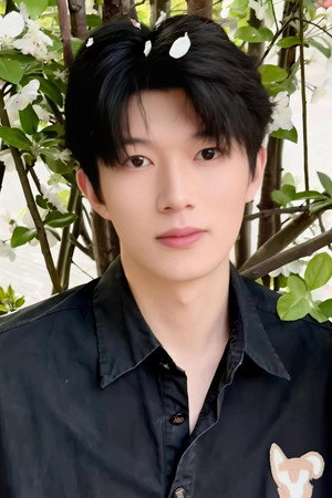 Photo of Liang Beiyi from the Latest Netflix gallery