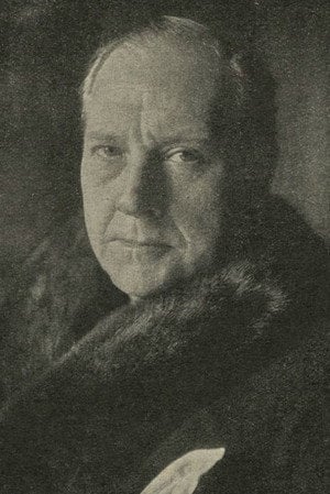 Photo of Arnold Korff from the Latest Netflix gallery
