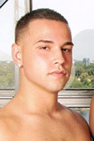 Photo of Vinny Lopez from the Latest Netflix gallery