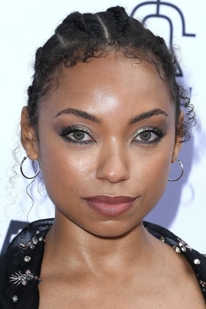 Logan Browning photo