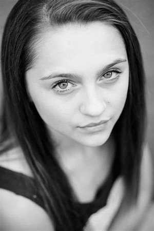 Photo of Isobelle Molloy from the Latest Netflix gallery