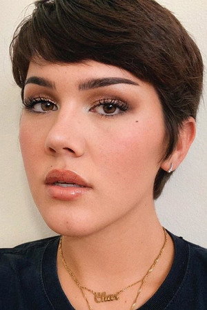 Photo of Daisy Taylor from the Latest Netflix gallery