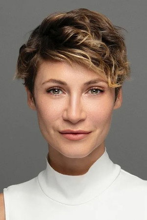 Photo of Ece Dizdar from the Latest Netflix gallery