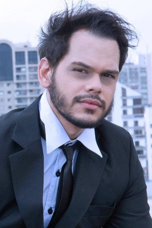 Photo of Danilo Miniquelli from the Latest Netflix gallery