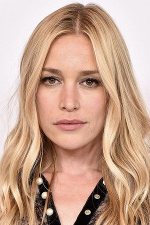 Photo of Piper Perabo from the Latest Netflix gallery