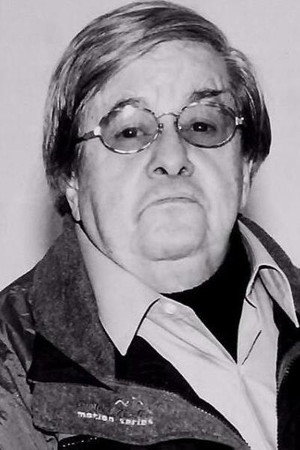 Photo of Juan José Gurrola from the Latest Netflix gallery