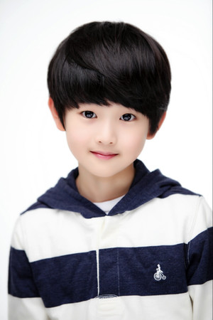 Photo of Kim Ye-jun from the Latest Netflix gallery
